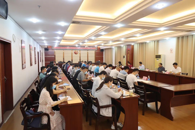市總工會履職盡責(zé)維護(hù)職工合法權(quán)益，創(chuàng)造和諧社會環(huán)境喜迎二十大