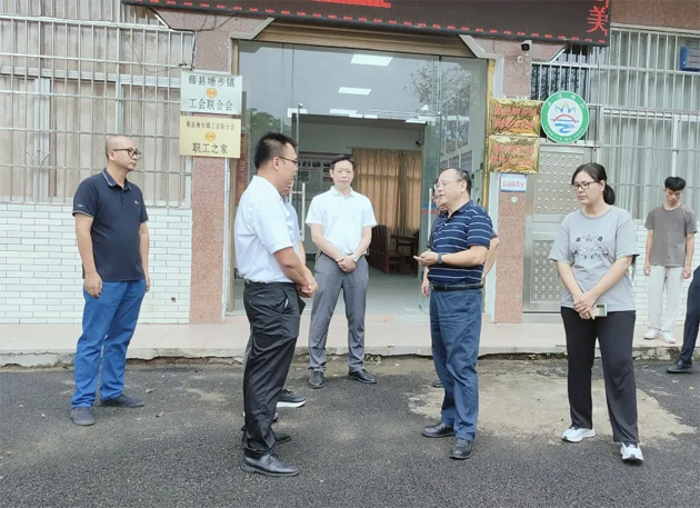 市總工會調(diào)研組到縣（市、區(qū)） 開展基層工會組織建設(shè)工作調(diào)研