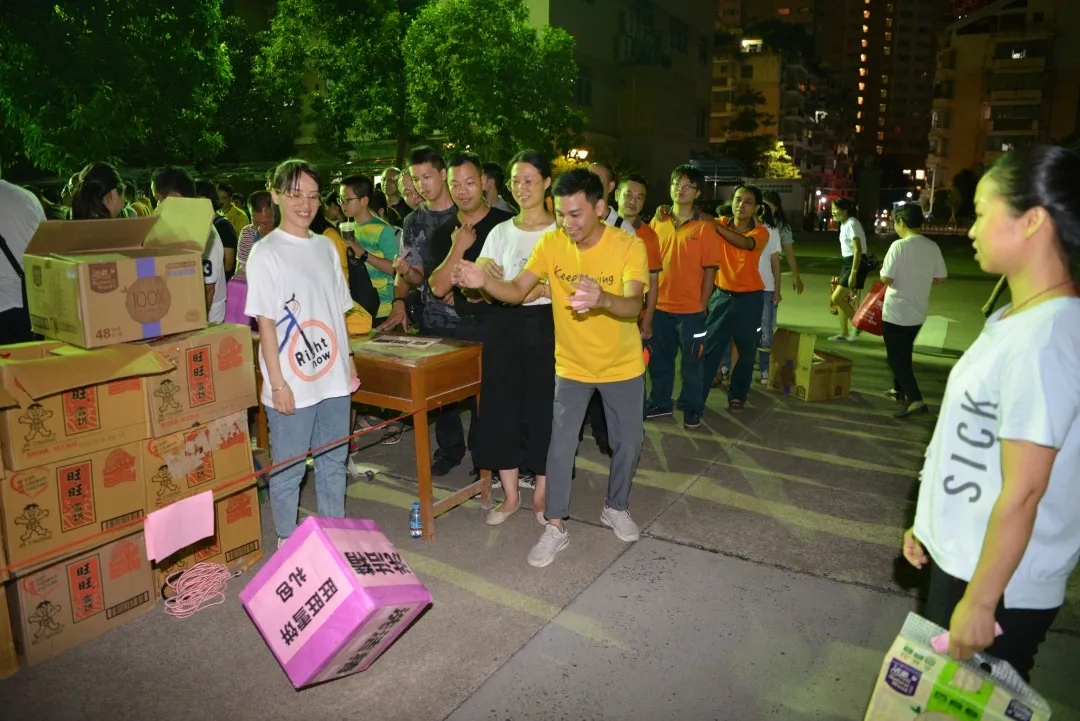 梧州郵政公司工會開展迎中秋、國慶趣味活動